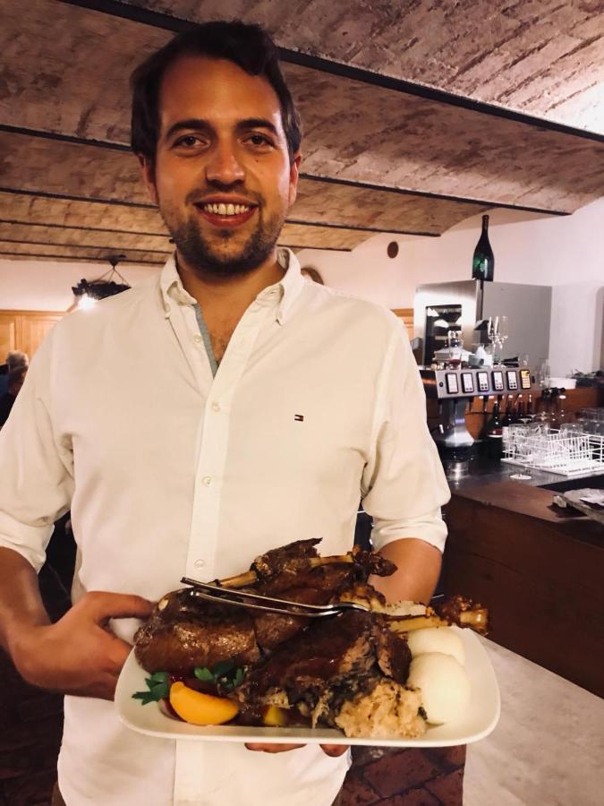 Weingut Burger Hotell Kalladorf Exteriör bild